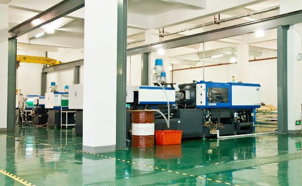 注塑模具成型制品，如果表面有裂紋該如何解決？